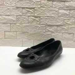 S00257 フェラガモ　パンプス　ローヒール　23.5 フラットシューズのサムネイル
