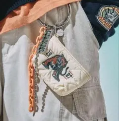 Item thumbnail for item 8513a6ef-05e4-4df4-8fc3-246bf4336aab