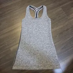 lululemon ルルレモン ヨガウェア タンク トップ グレーのサムネイル