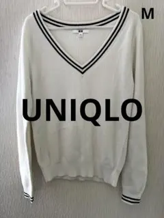 UNIQLO　Vネックセーター Mサイズ