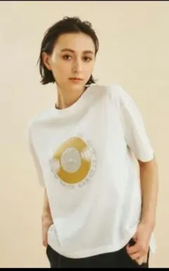 グレースクラス　レコードプリントTシャツ　ホワイト　Tシャツのサムネイル