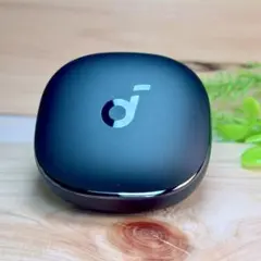 充電ケース Soundcore Liberty 4 ブラックのサムネイル