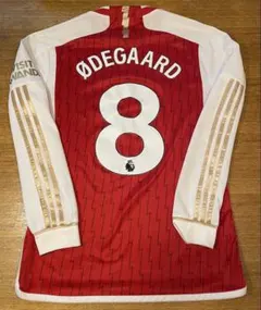 Item thumbnail for item 9f241e3b-1c93-45b8-8f80-5e635a4bf6ca