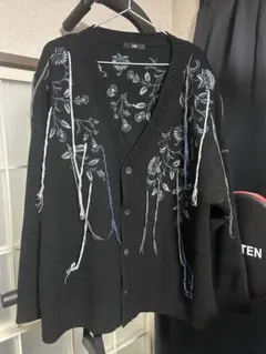 ブラック カーディガン