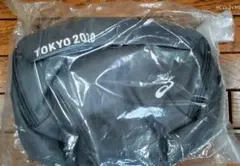 未使用　ASICS 東京2020オリンピック ショルダーバッグ グレーのサムネイル