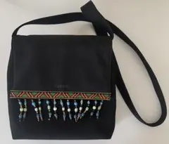 GUESS ショルダーバッグ