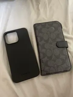 【美品】COACH コーチ iPhone15ProMax用ケース 手帳型