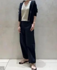 ◆theory luxe 【未使用】ニットパーカー 38 黒 2024のサムネイル