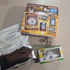 ま*様 にゃんこ大戦争 フィギュア　ネコの箱詰め