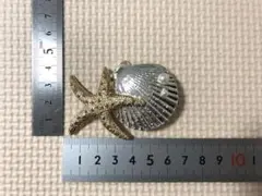 Item thumbnail for item e13e9d3b-91e9-45e3-87d7-8831cff94aa1