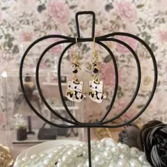 ☆ハ❤️ ハロウィン　猫　魔女　ピアス　イヤリング　ハンドメイド