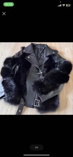 ファー付きブラックレザーライダースジャケット