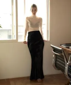ENOF サテンスカート desert long skirt｜ENOF(イナフ)公式通販