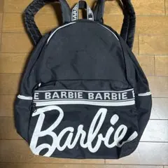 Barbie ロゴ入り ブラック リュック バックパックのサムネイル