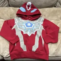 しまむら　ウルトラマンオメガ　裏起毛パーカー　サイズ110 新品