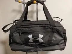 UNDER ARMOUR ボストンバッグ ブラック 23L（サイズXS）のサムネイル