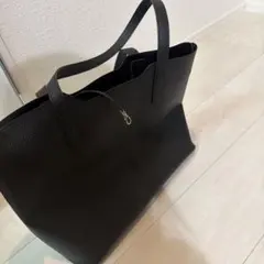 黒いレザー　トートバッグ