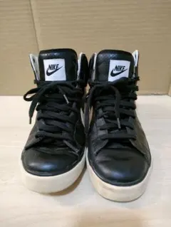 ヨ*シ様 Nike ブラック ハイカットスニーカー 25.5cm