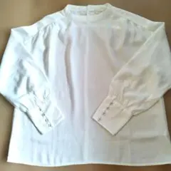 テチチ ブラウス 白 長袖 フォーマル オフィス 上品 きれいめ シンプル