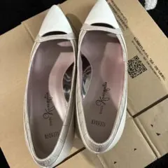 SUI様　Ginza Kanematsu ホワイト パンプス 23 B