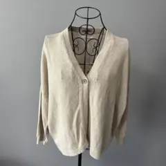 【新品】YARRAベージュ リネン100%七分袖 ボタン付き カーディガンのサムネイル