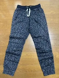 UNDER ARMOUR トレーニングパンツ