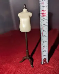 Item thumbnail for item 6f49cce4-b570-43f3-ba02-bc71c8b6f429