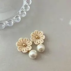 no.135 ベージュ×コットンパールピアス　イヤリング　淡色　和風　卒業式　袴