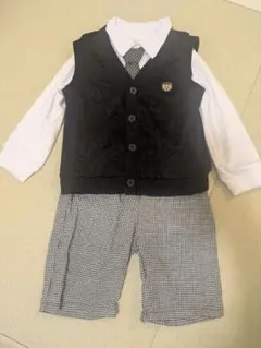 男児フォーマルスーツ ネクタイ付き 110cm