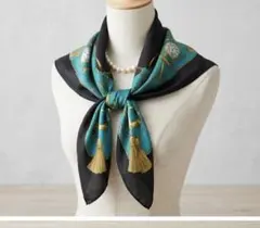ターコイズと黒の装飾スカーフ大判　昭和レトロ
