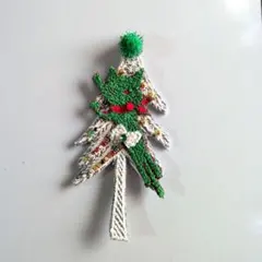 A 624 ミナペルホネンアクセサリー　ブローチ　ハンドメイド