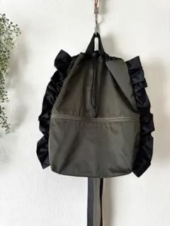 Casselini（キャセリーニ）ナイロンフリルバックパックカーキリュックのサムネイル