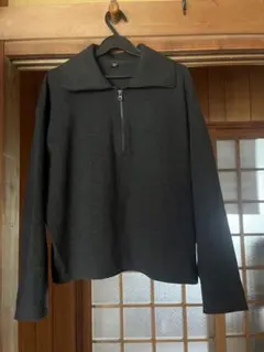 ハーフジップ グレー