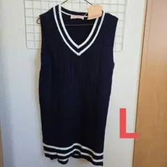 ニットベスト　L