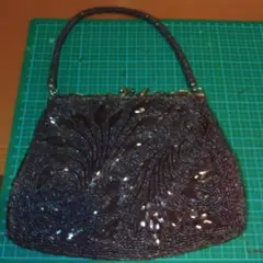 ビーズ刺繍 黒 パーティーバッグ4