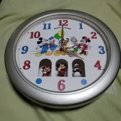 ディズニーキャラクター　からくり時計　掛時計