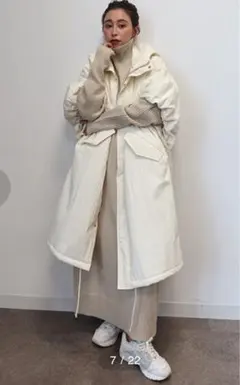 完売商品 CREDONA パデットフーディポンチョコート ベージュ - メルカリ