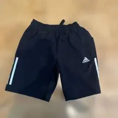 adidas 子供用ハーフパンツ　150センチ