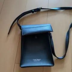 Typical Lifestyle ショルダーバッグ ブラック