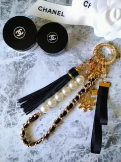 新品CHANELシャネル限定ノベルティ雪の結晶スノーフレークチャームバッグスマホ