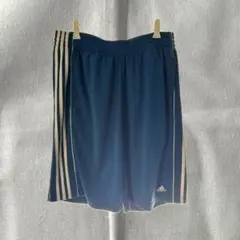 adidas ハーフパンツ　2XL