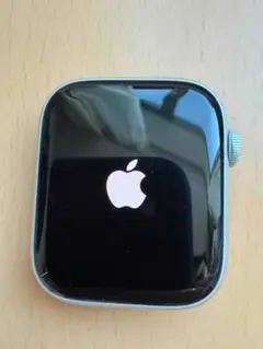 Apple Watch 8 GPSモデル45mmシルバー、新品充電器＆ベルト付き