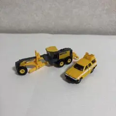 トミカ コマツ モーターグレーダー 道路パトロールカー セットのサムネイル