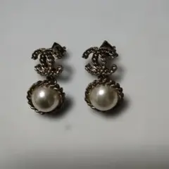 CHANEL パール付きフープピアス(ノベルティ商品)