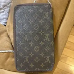Louis Vuitton モノグラム 長財布
