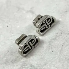 tai様 BALENCIAGA BBロゴ ピアス 両耳 - メルカリ