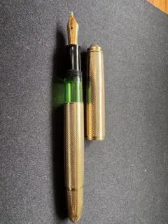 Pelikan 520NN Rolled Gold 14C-585 万年筆 - メルカリ