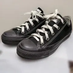 ブラックキャンバスローカットスニーカー REACT2.0