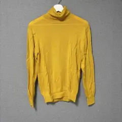 トゥモローランド　スーパーファイン　メリノウール タートルネックニット