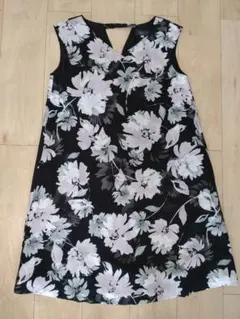 JUSGLITTY　花柄　ワンピース